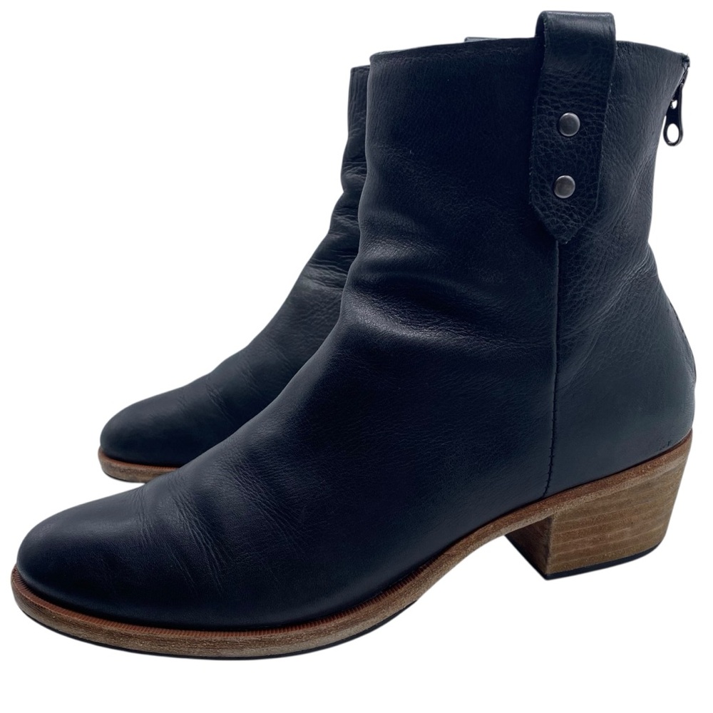 Kork-Ease Womens Shoes Kaydin Boots Size 8.5 Black Leather Heeled Ankle Sleek
